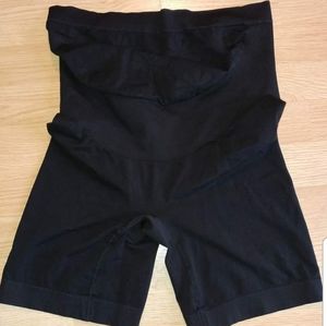 Maternity, excellent condition, shape wear
